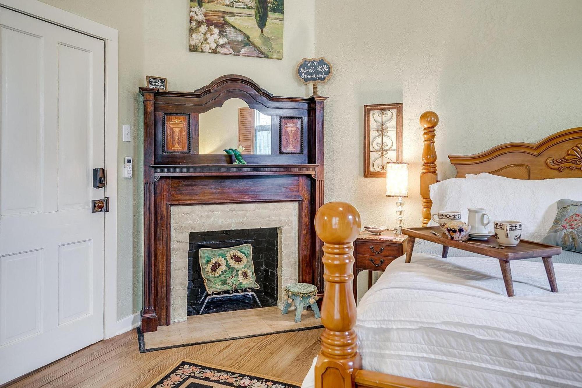 The Gallery House Boutique Hotel Stephenville Buitenkant foto