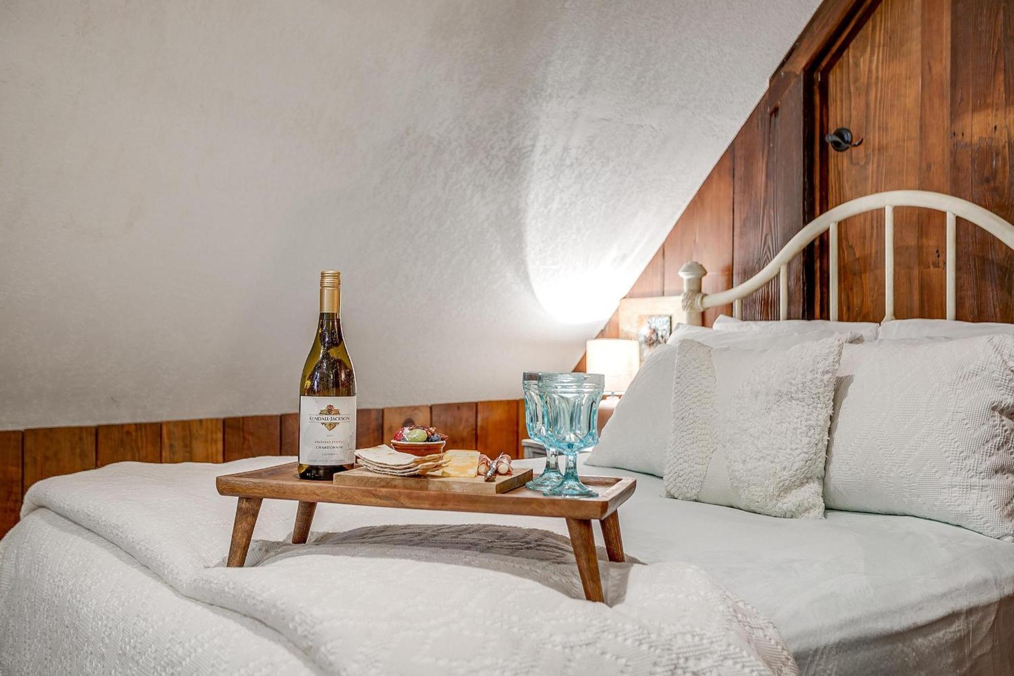 The Gallery House Boutique Hotel Stephenville Buitenkant foto