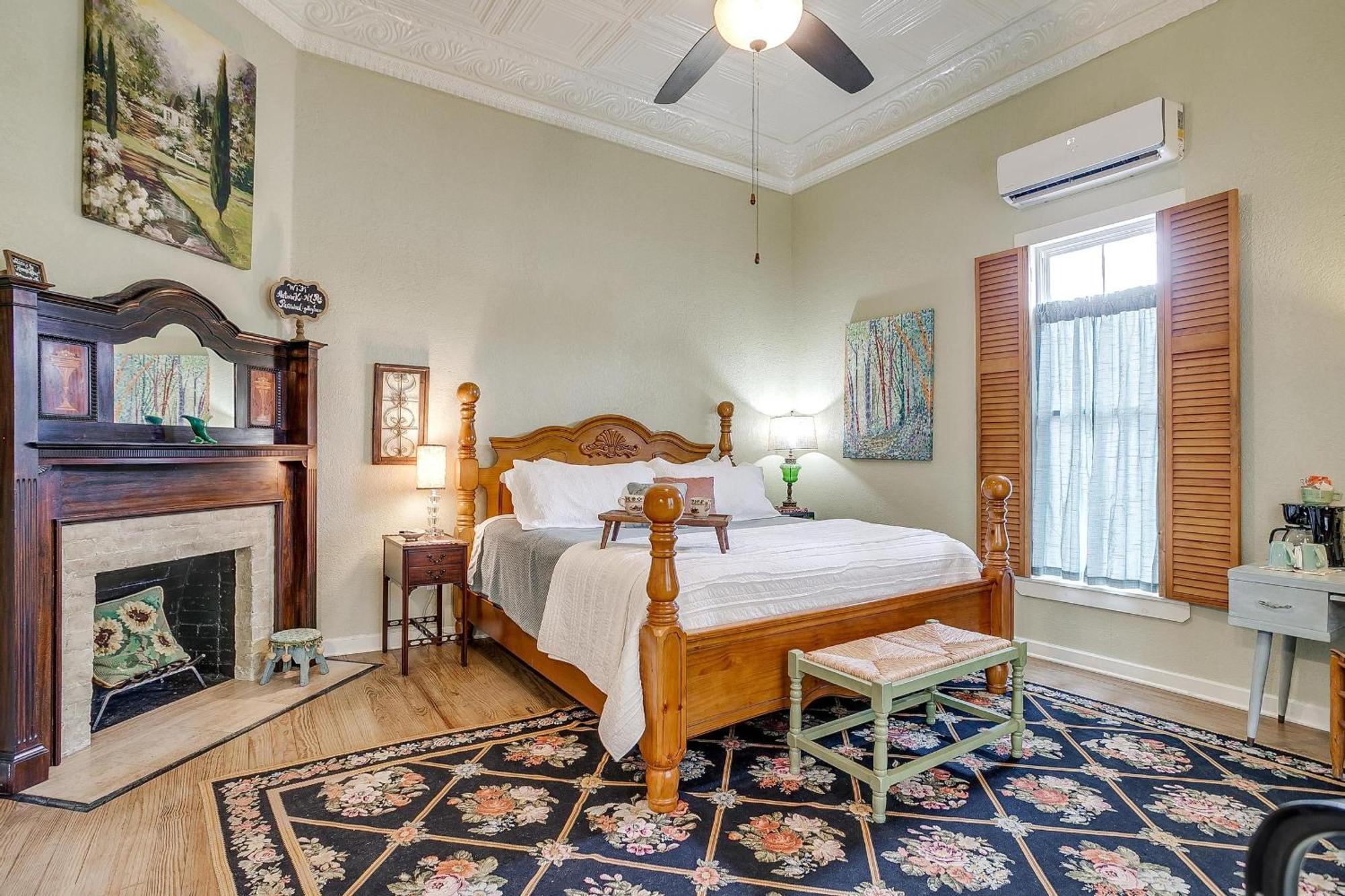 The Gallery House Boutique Hotel Stephenville Buitenkant foto