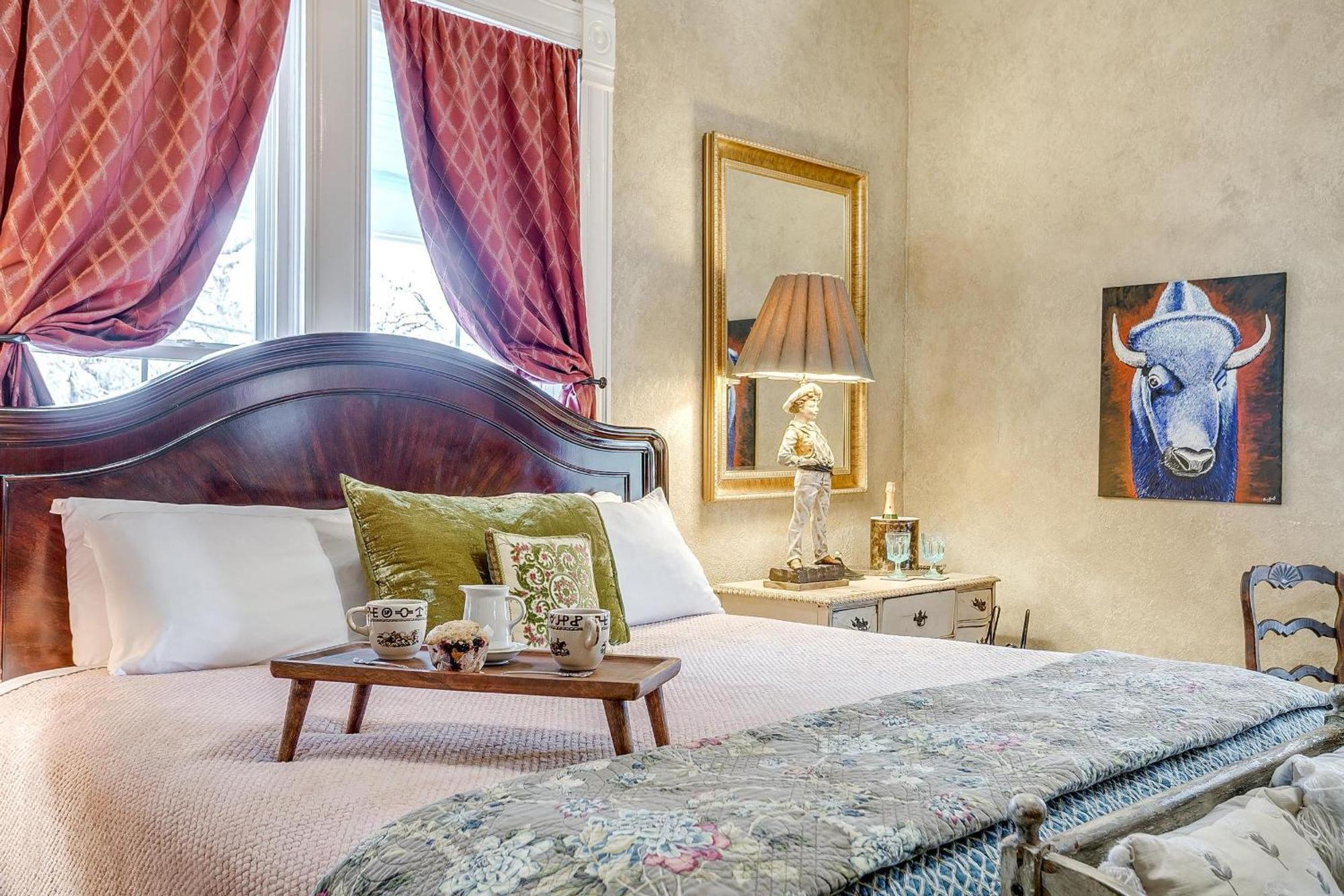 The Gallery House Boutique Hotel Stephenville Buitenkant foto